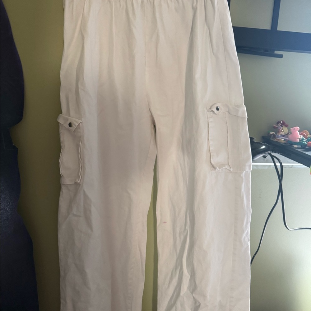 Pretty Little Thing Women white cargo pants